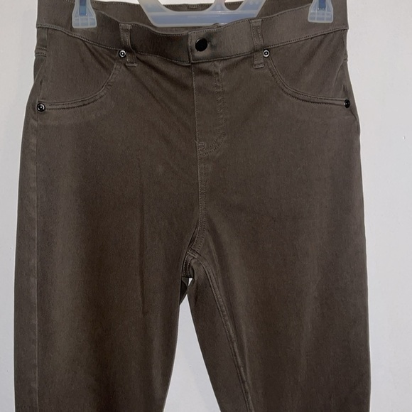 🌹HUE SOFT STRETCH SKINNY PANTS - Picture 2 of 7